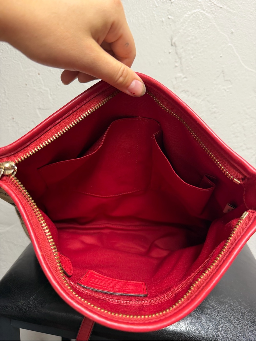 Coach Signature Canvas File Crossbody Bag in Khaki/Classic Red, model F36378 - Picture 3 of 13